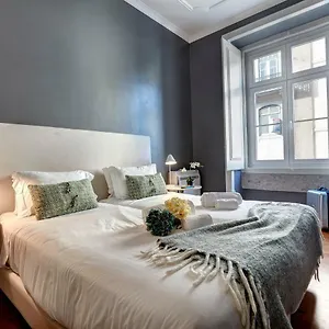  Apartment Canaan Boutique Fanqueiros 114 By Get Your